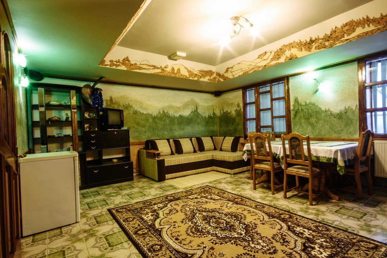Korona Karpat Hotel Lazeshchyna Exterior photo